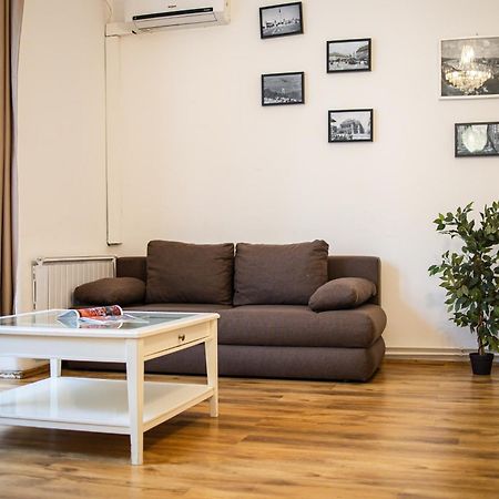 Real Apartments Lovag Budapeşte Dış mekan fotoğraf