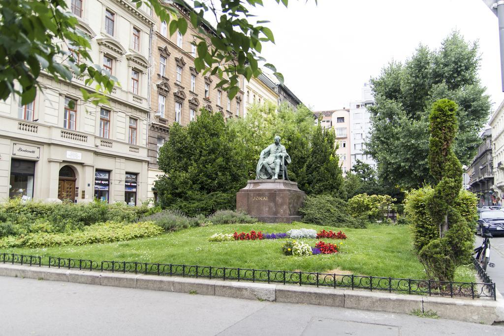 Real Apartments Lovag Budapeşte Oda fotoğraf