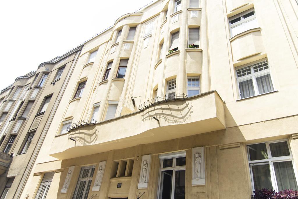 Real Apartments Lovag Budapeşte Oda fotoğraf