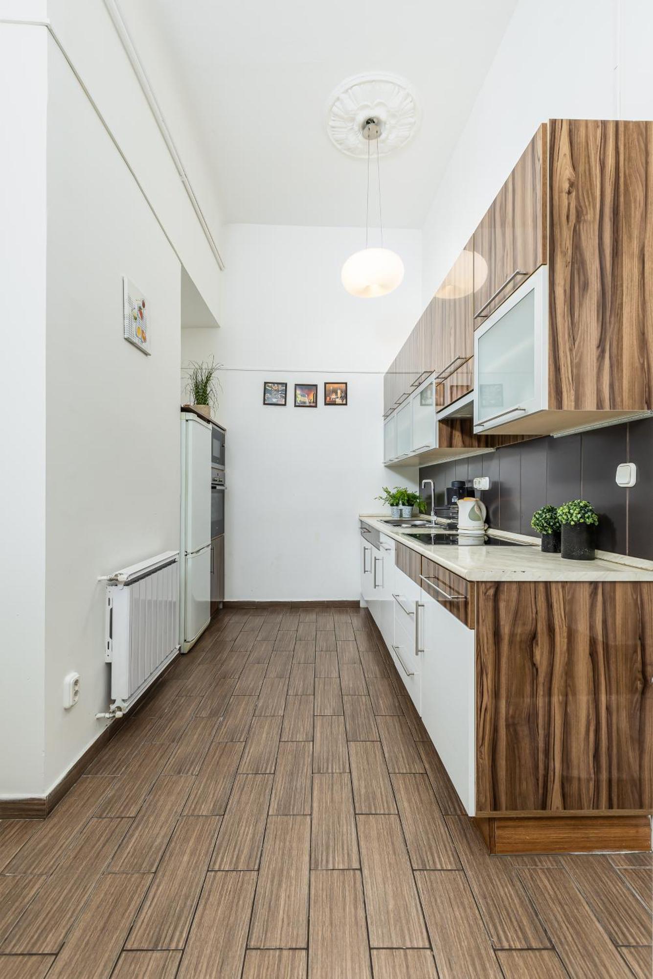 Real Apartments Lovag Budapeşte Dış mekan fotoğraf
